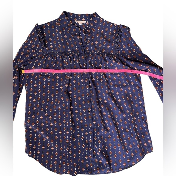 a love a 100% Silk Long Sleeve Button Down Blouse in Navy Size Medium - Picture 8 of 8